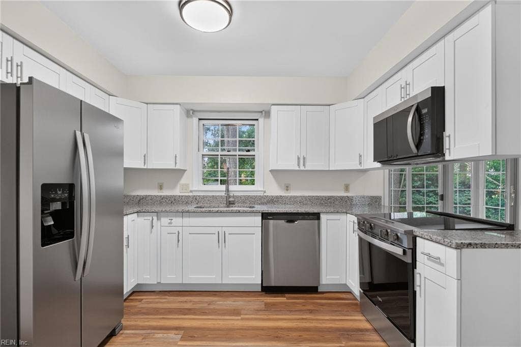 3208 Pineridge Drive, Chesapeake, VA 23321 3208 Pineridge Drive, Chesapeake, VA 23321