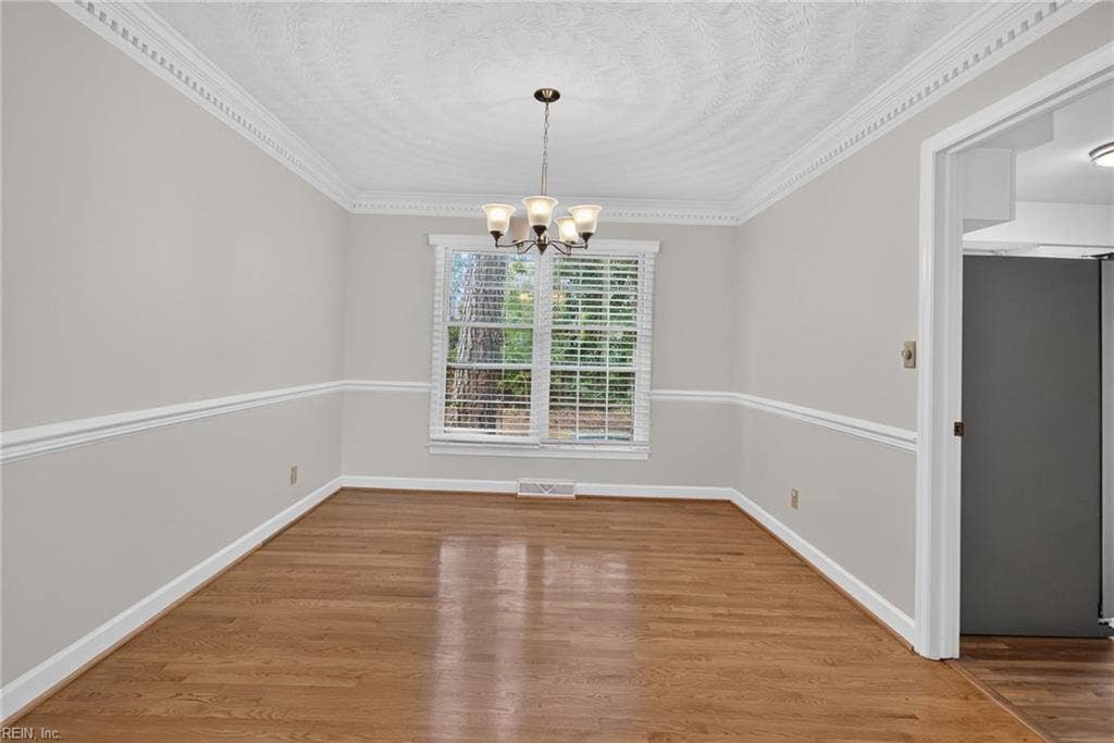 3208 Pineridge Drive, Chesapeake, VA 23321 3208 Pineridge Drive, Chesapeake, VA 23321