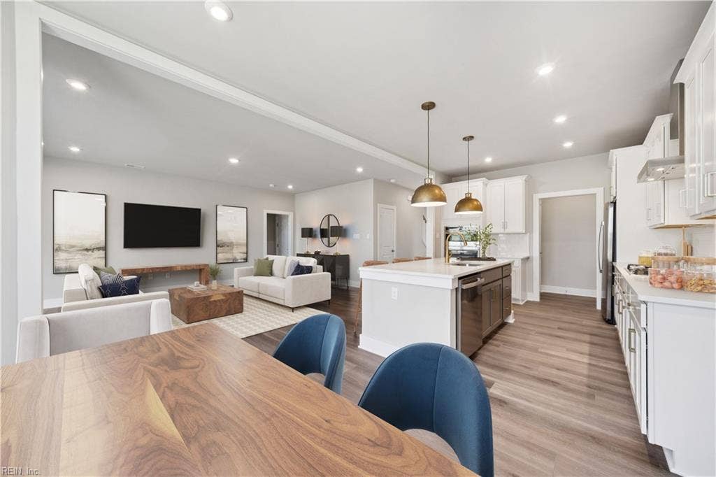 Dining Into Kitchen & Family Room