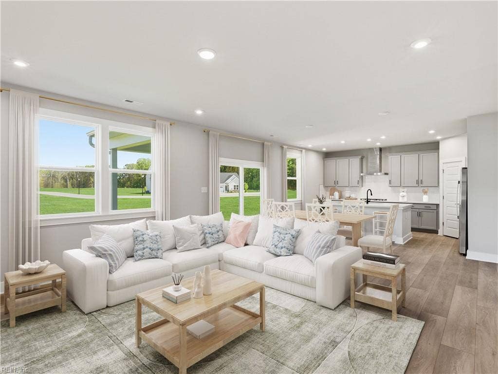 2110 Wentworth Crossing, Mallory Pointe, Smithfield, VA 23430 Family Room