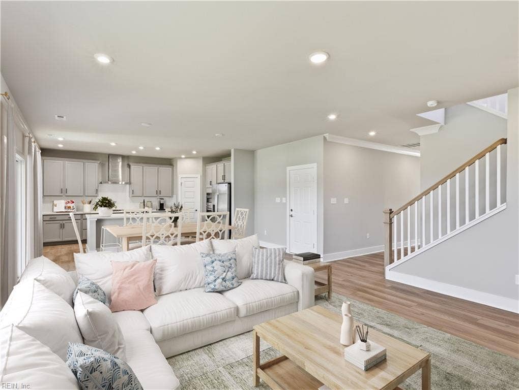 2110 Wentworth Crossing, Mallory Pointe, Smithfield, VA 23430 Family Room