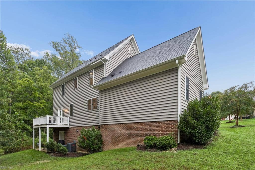 9927 E Cork Road, Toano, VA 23168 9927 E Cork Road, Toano, VA 23168