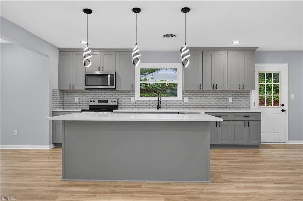 4516 Sheffield Drive, Virginia Beach, VA 23455 4516 Sheffield Drive, Virginia Beach, VA 23455