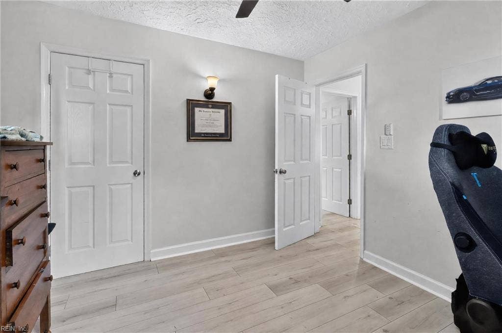 705 Berkshire Terrace, Hampton, VA 23666