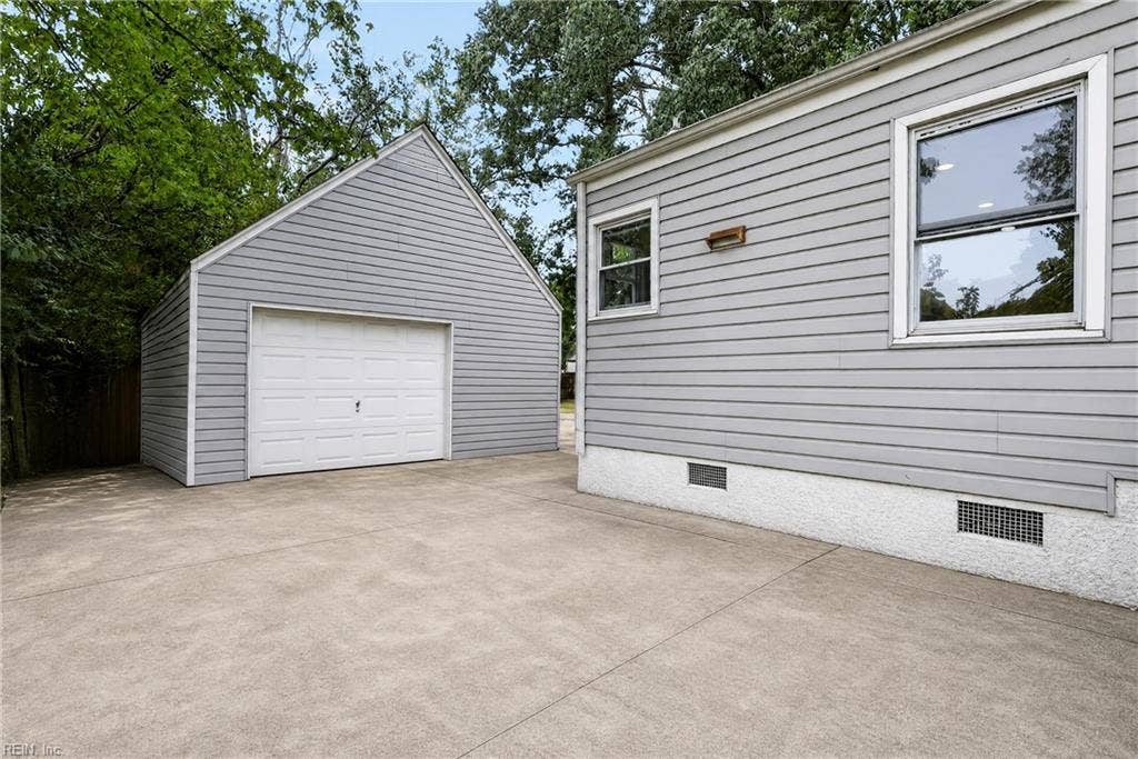 705 Berkshire Terrace, Hampton, VA 23666