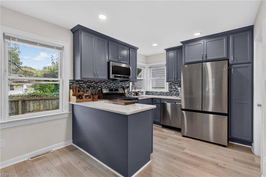 705 Berkshire Terrace, Hampton, VA 23666