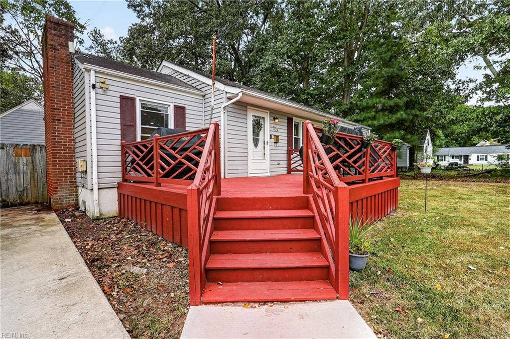 705 Berkshire Terrace, Hampton, VA 23666