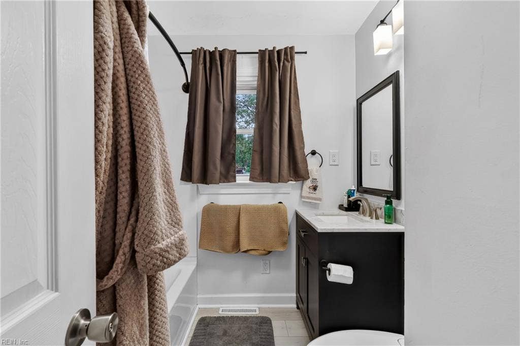 705 Berkshire Terrace, Hampton, VA 23666