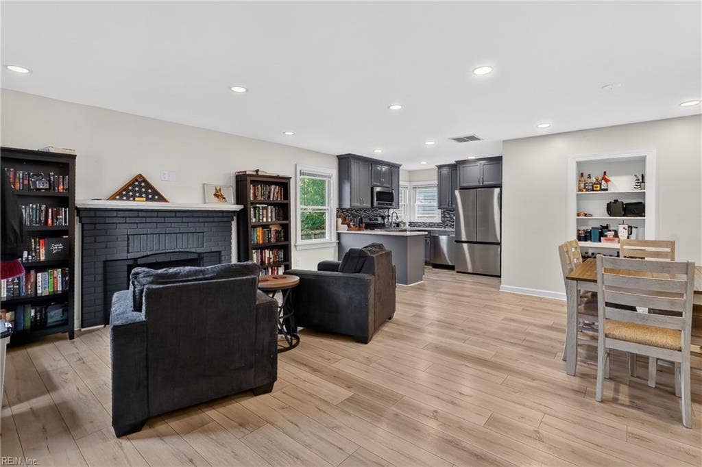 705 Berkshire Terrace, Hampton, VA 23666