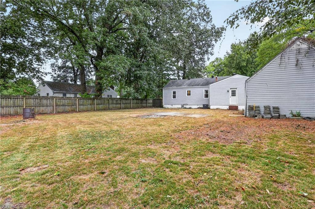 705 Berkshire Terrace, Hampton, VA 23666