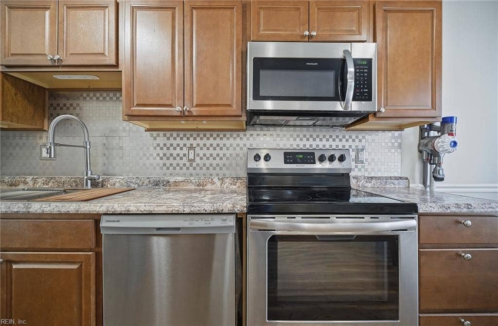 113 River Point Lane, Suffolk, VA 23434