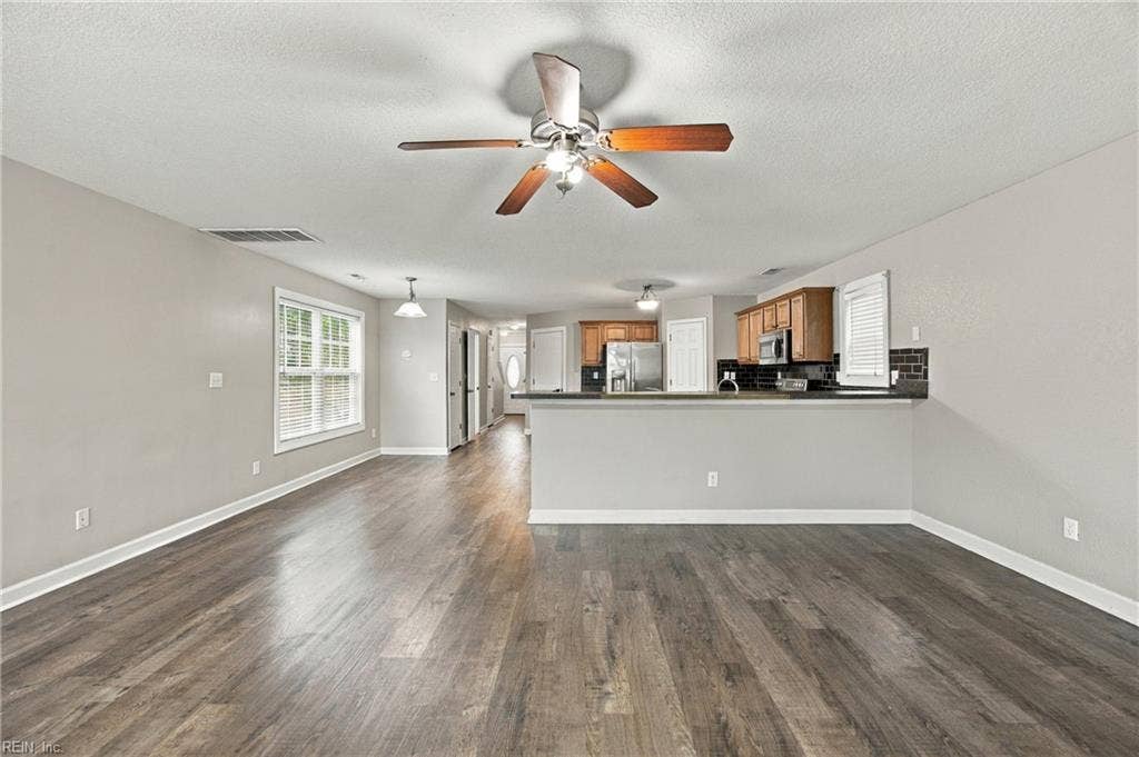 1940 Engle Avenue, Chesapeake, VA 23320 1940 Engle Avenue, Chesapeake, VA 23320