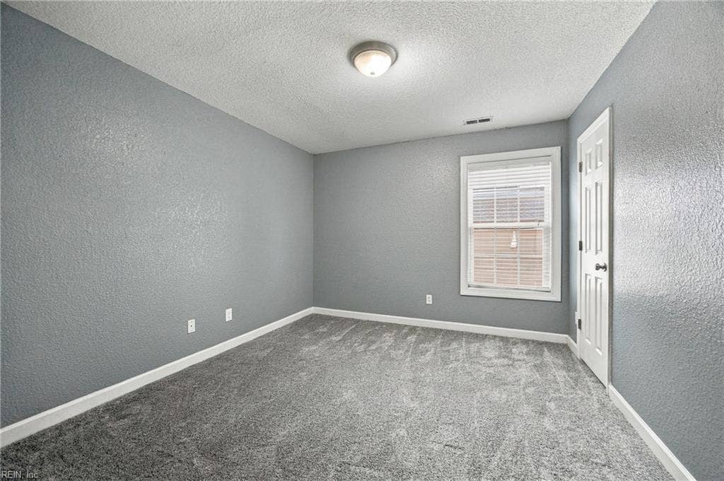1940 Engle Avenue, Chesapeake, VA 23320 1940 Engle Avenue, Chesapeake, VA 23320