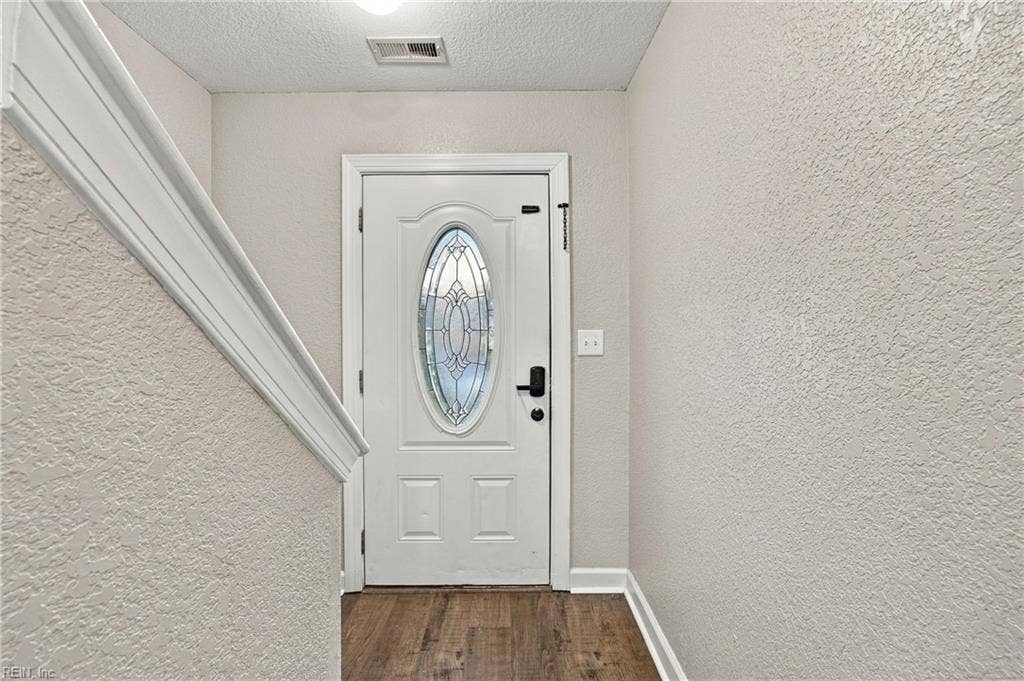 1940 Engle Avenue, Chesapeake, VA 23320 1940 Engle Avenue, Chesapeake, VA 23320