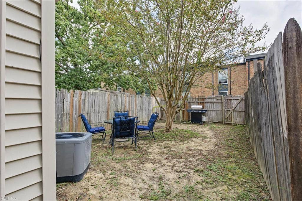 5618 Morningside Court, Virginia Beach, VA 23462