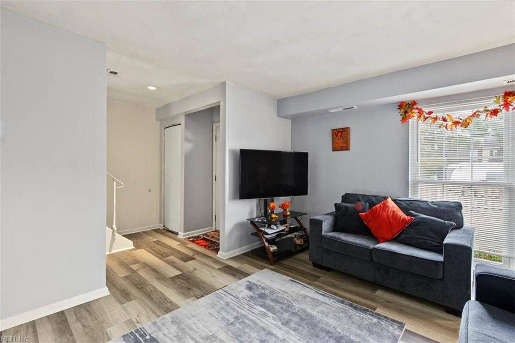 5618 Morningside Court, Virginia Beach, VA 23462