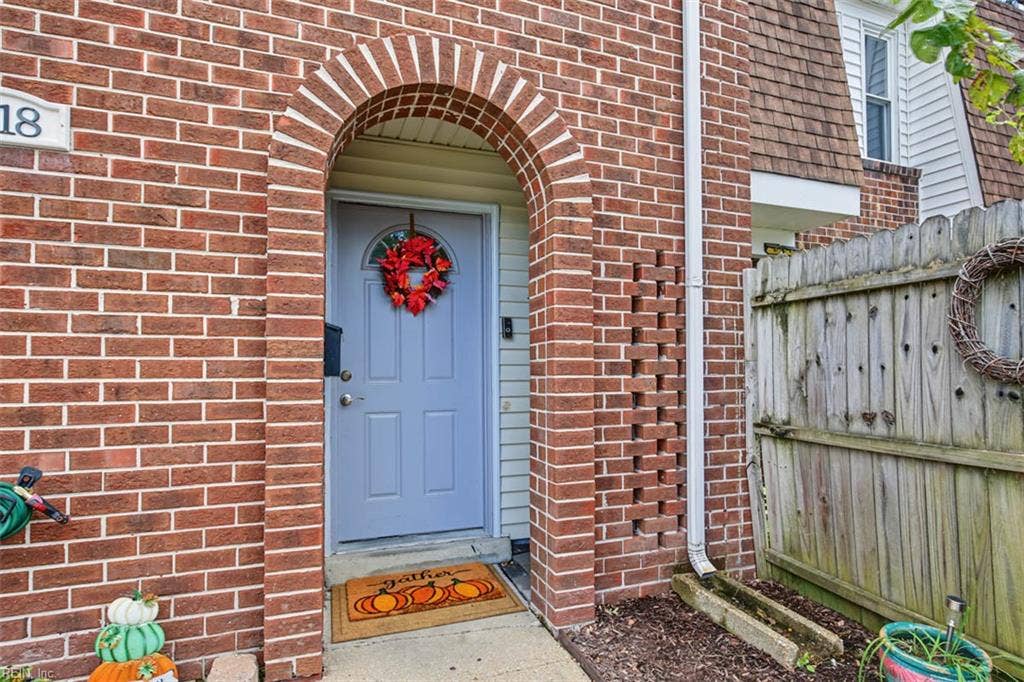 5618 Morningside Court, Virginia Beach, VA 23462
