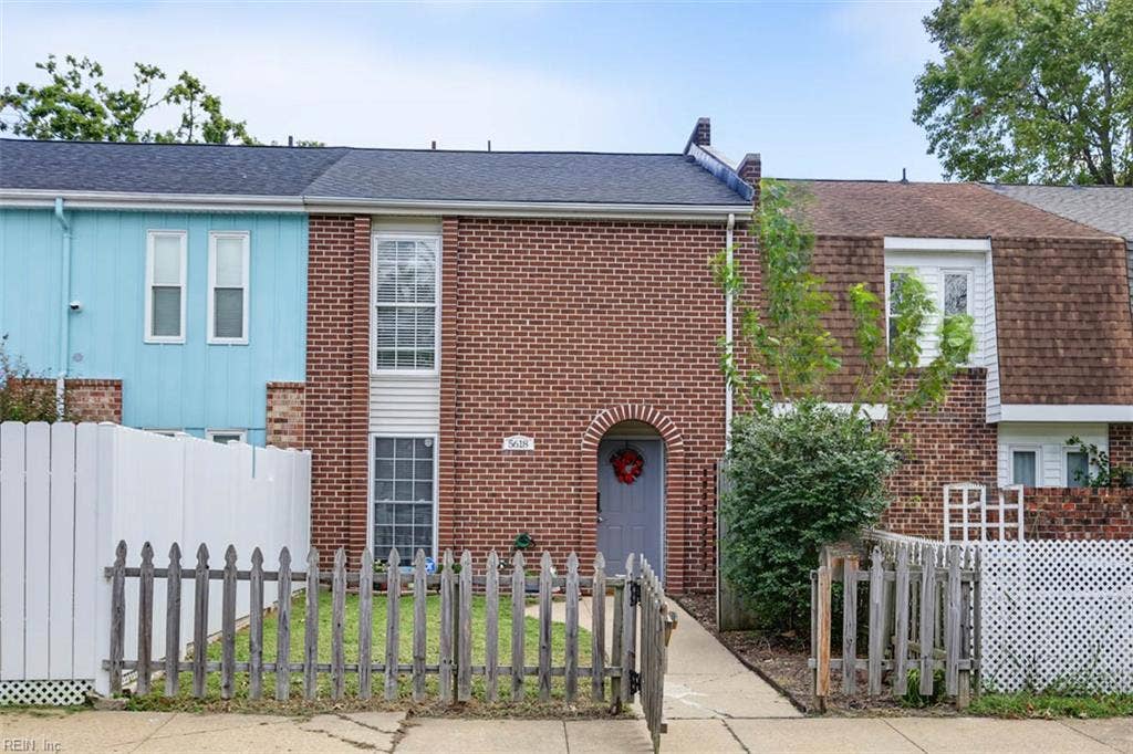 5618 Morningside Court, Virginia Beach, VA 23462