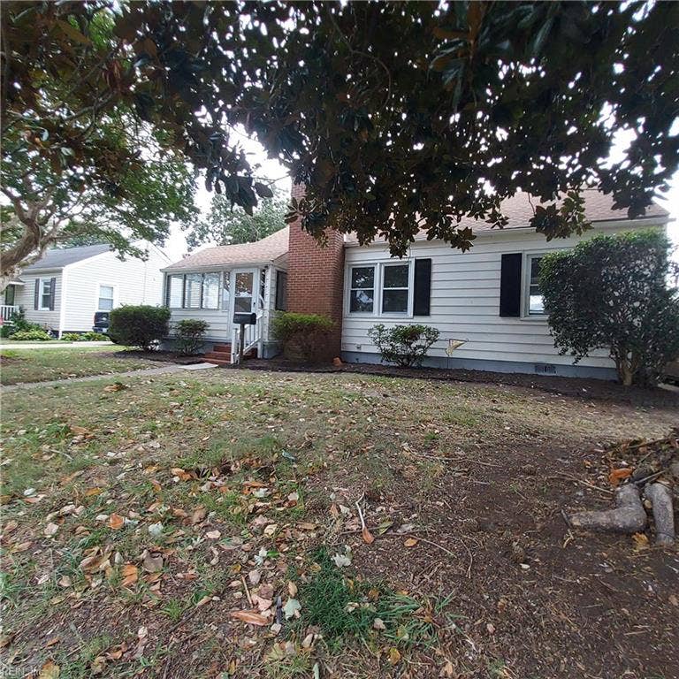 327 Wilton Avenue, Hampton, VA 23669 327 Wilton Avenue, Hampton, VA 23669