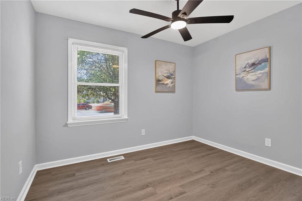 Bedroom #2 12.2ft x10.3ft