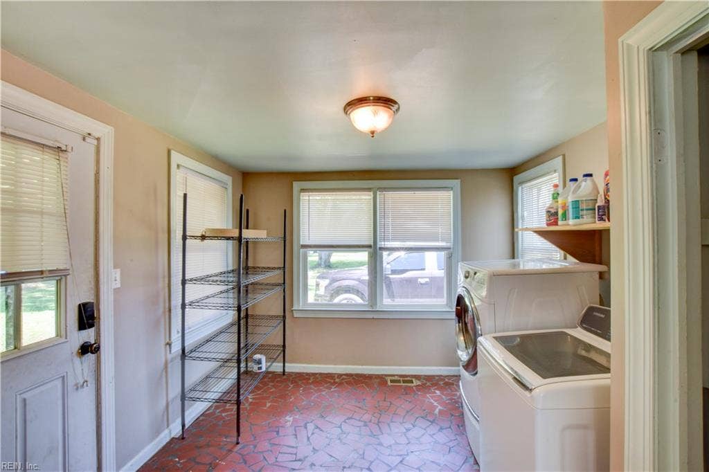 3433 Martin Johnson Road, Chesapeake, VA 23323