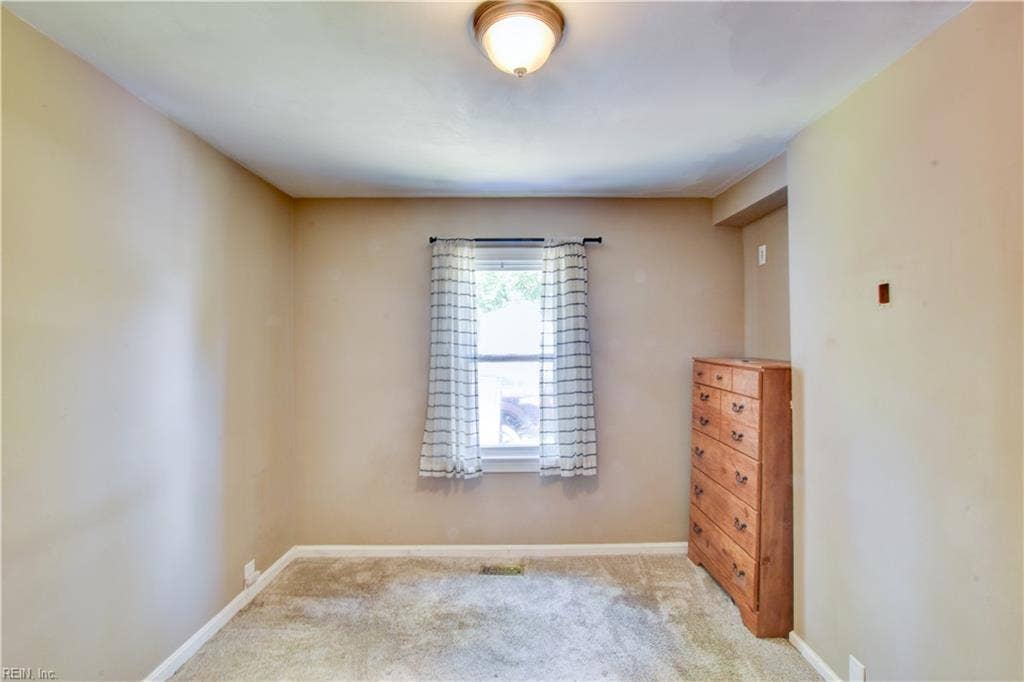 3433 Martin Johnson Road, Chesapeake, VA 23323