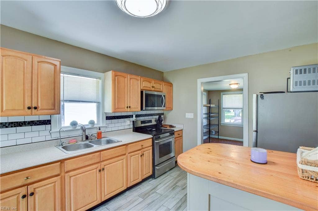 3433 Martin Johnson Road, Chesapeake, VA 23323
