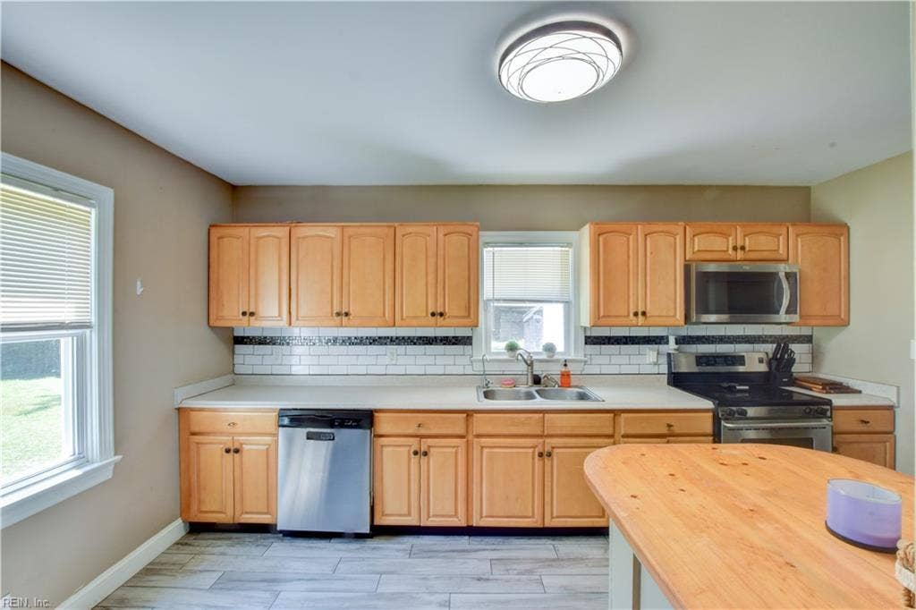 3433 Martin Johnson Road, Chesapeake, VA 23323