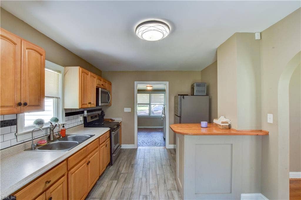 3433 Martin Johnson Road, Chesapeake, VA 23323