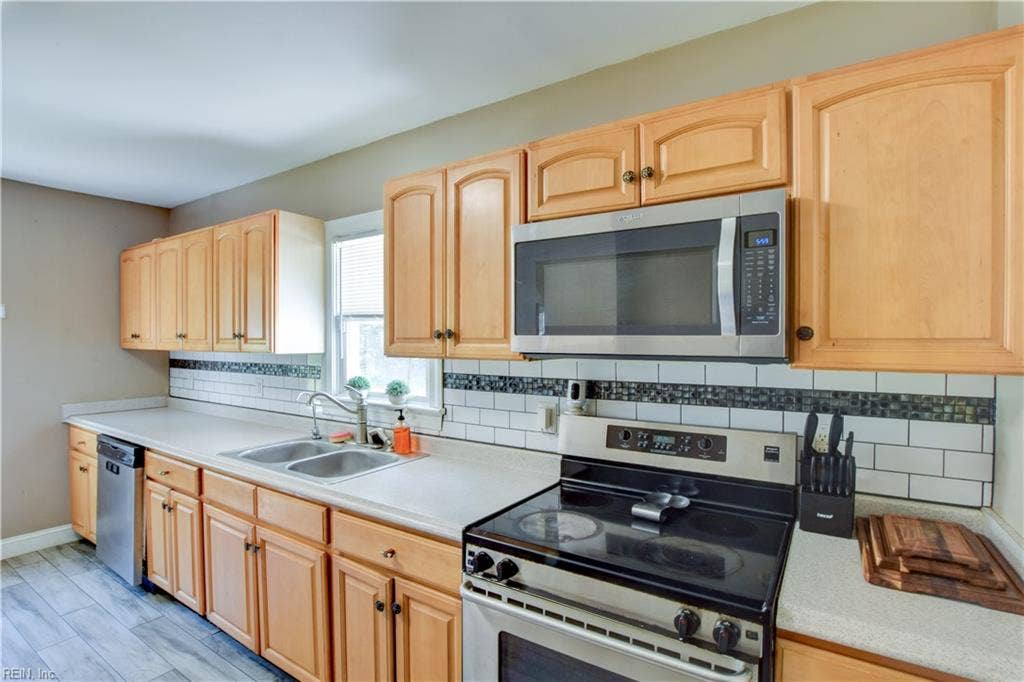 3433 Martin Johnson Road, Chesapeake, VA 23323