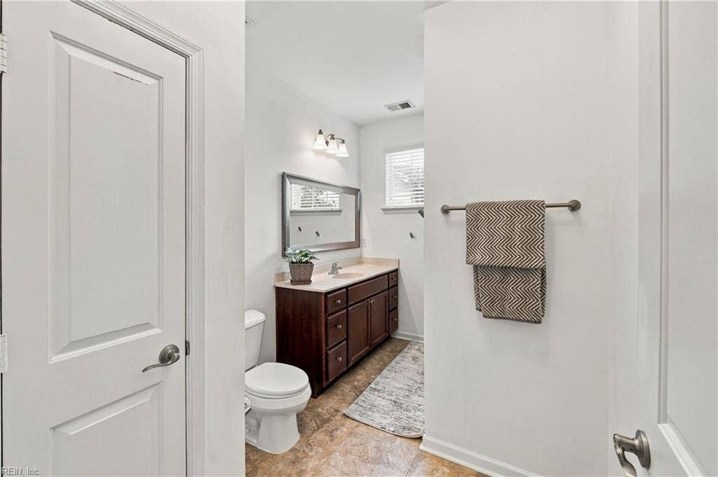 4512 Turnworth Arch, Virginia Beach, VA 23456 4512 Turnworth Arch, Virginia Beach, VA 23456