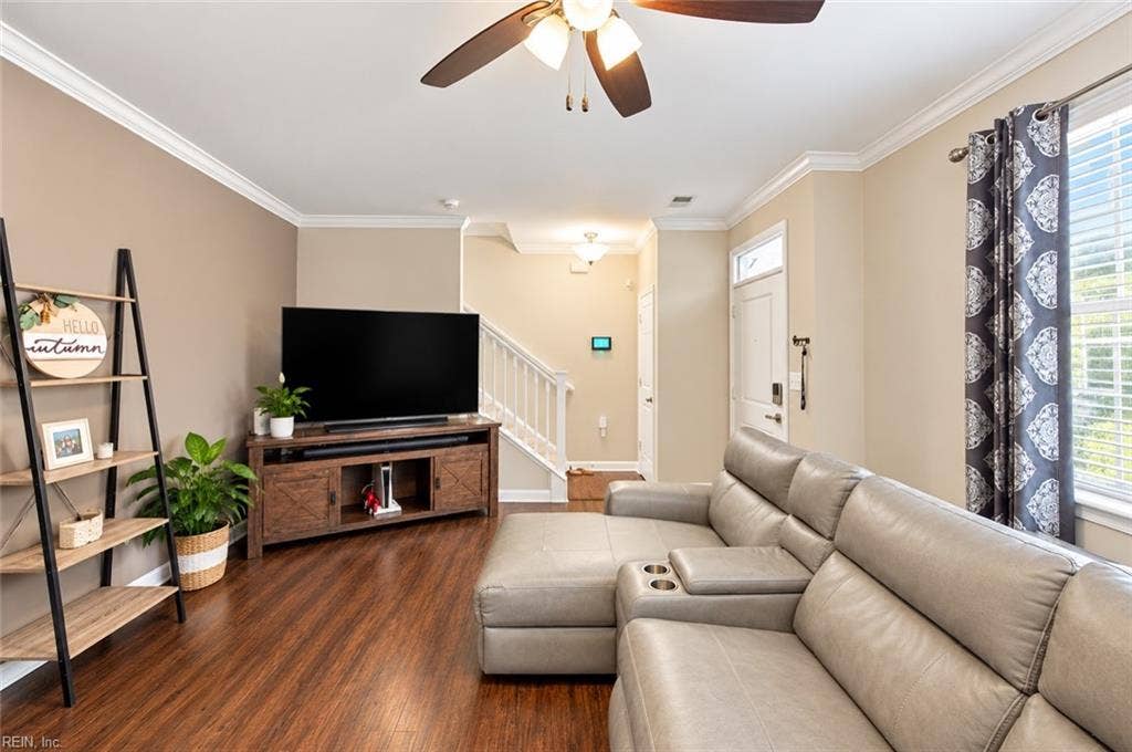 4512 Turnworth Arch, Virginia Beach, VA 23456 4512 Turnworth Arch, Virginia Beach, VA 23456