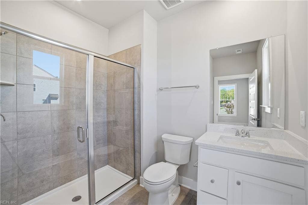 1402 Wharf Hill Drive, Mallory Pointe, Smithfield, VA 23430 Bathroom 2