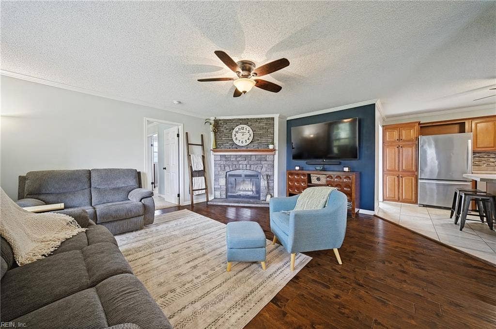 4701 Gates Run Road, Suffolk, VA 23438 4701 Gates Run Road, Suffolk, VA 23438