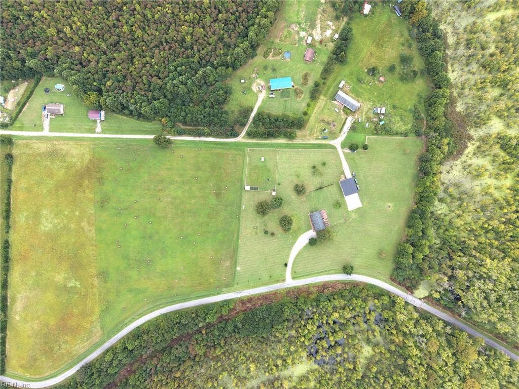 4701 Gates Run Road, Suffolk, VA 23438 4701 Gates Run Road, Suffolk, VA 23438