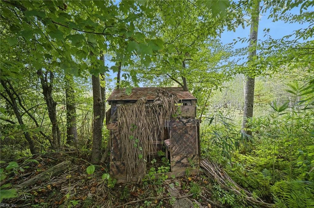4701 Gates Run Road, Suffolk, VA 23438 4701 Gates Run Road, Suffolk, VA 23438
