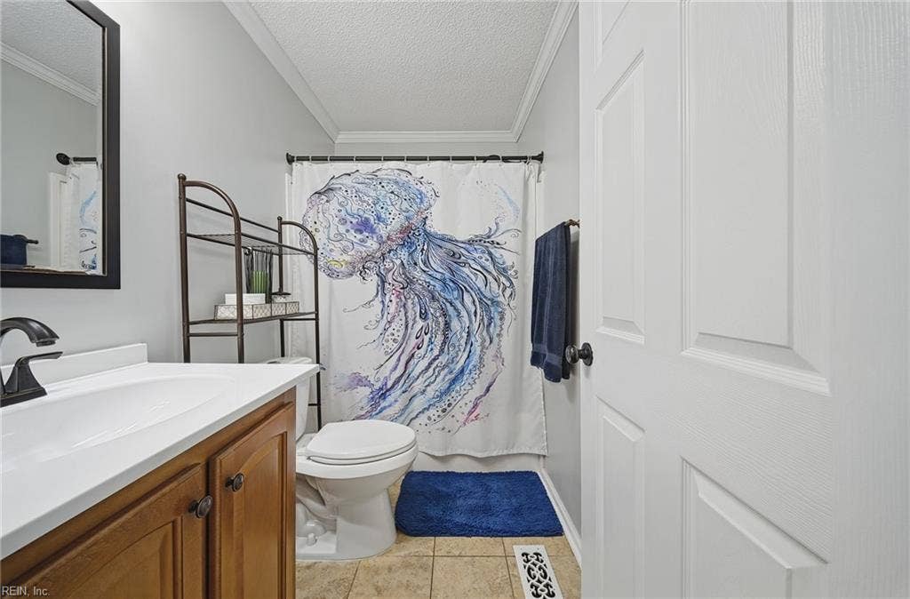 4701 Gates Run Road, Suffolk, VA 23438 4701 Gates Run Road, Suffolk, VA 23438