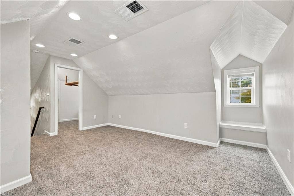 3452 W Bonner Drive, Norfolk, VA 23513 2nd floor primary