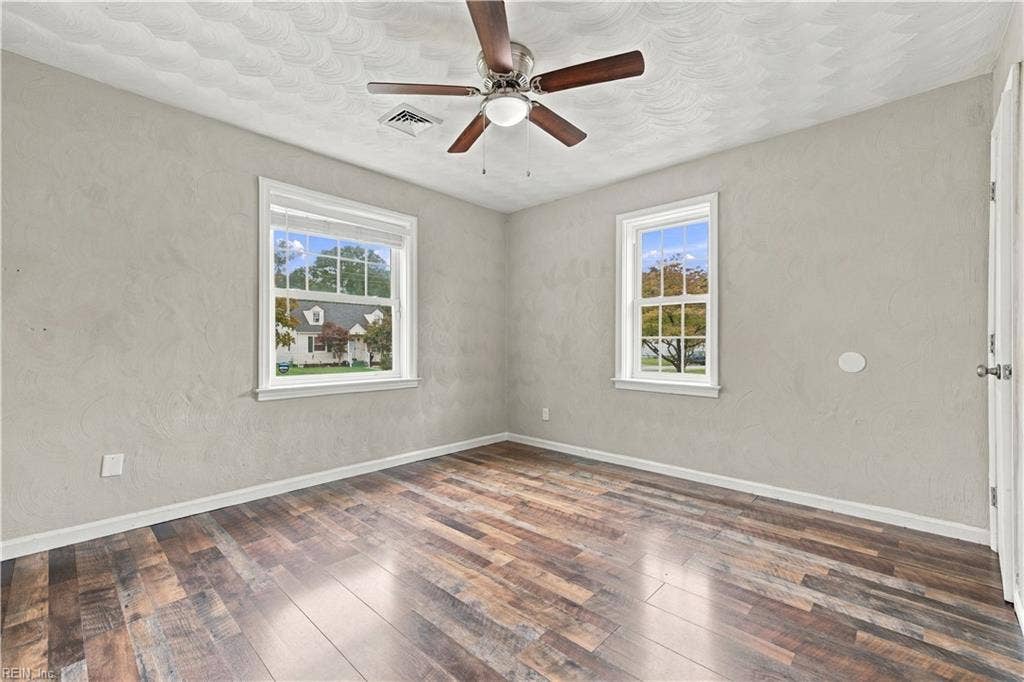 3452 W Bonner Drive, Norfolk, VA 23513 Downstairs bedroom #1