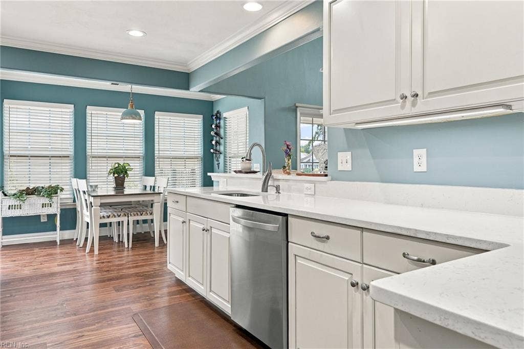 5580 Arboretum Avenue, Virginia Beach, VA 23455 Breakfast nook