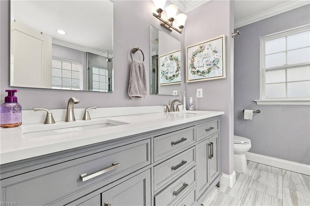 5580 Arboretum Avenue, Virginia Beach, VA 23455 Heated porcelain floors in primary bathroom!