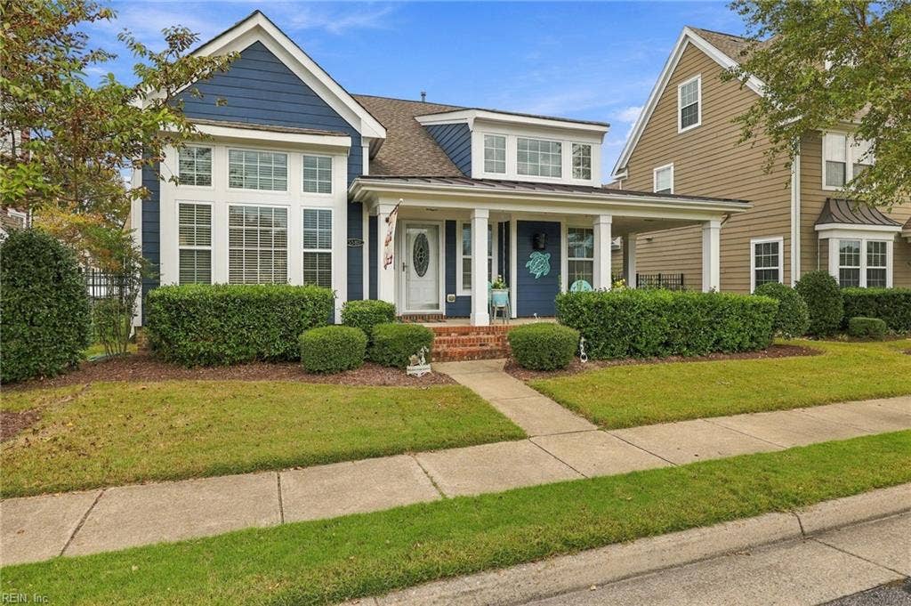 5580 Arboretum Avenue, Virginia Beach, VA 23455 Wave hello to neighbors from front porch