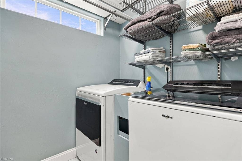 5580 Arboretum Avenue, Virginia Beach, VA 23455 Laundry room w/newer washer/dryer convey
