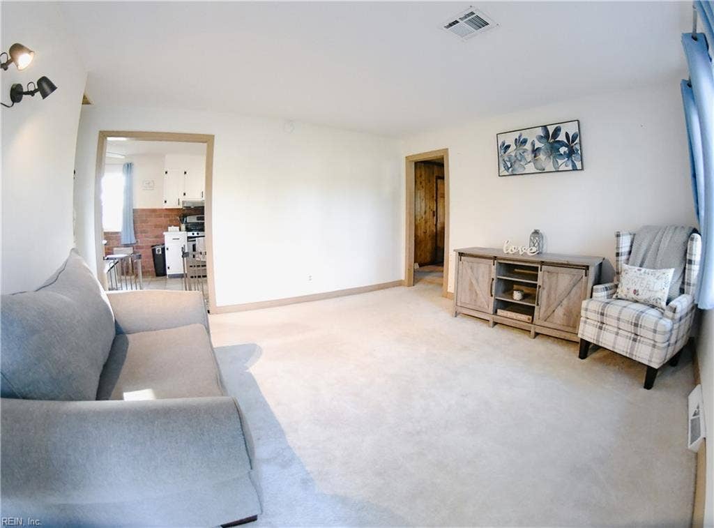 4209 Dayle Acres Road, Suffolk, VA 23435