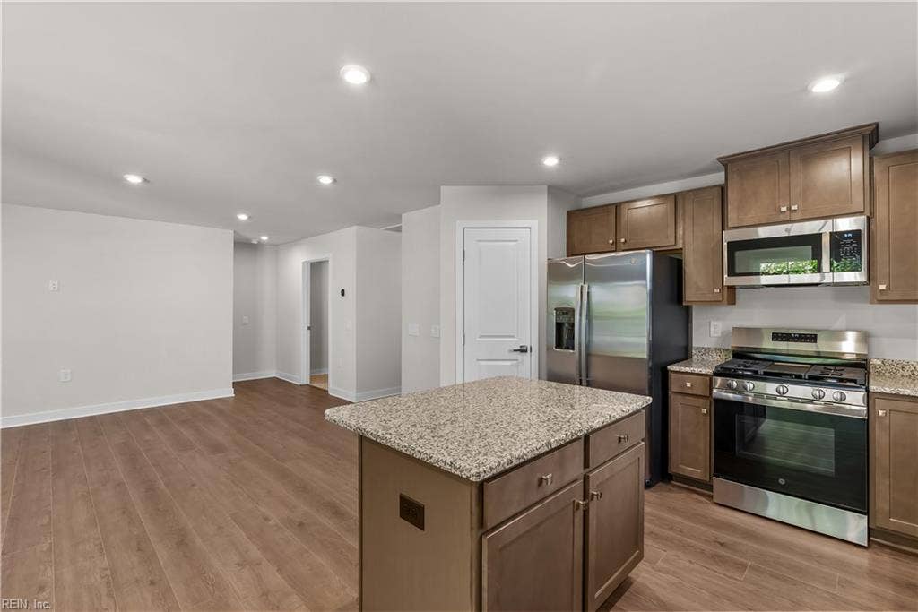 406 Braden Lane, Rollingbrook Villas, Suffolk, VA 23432