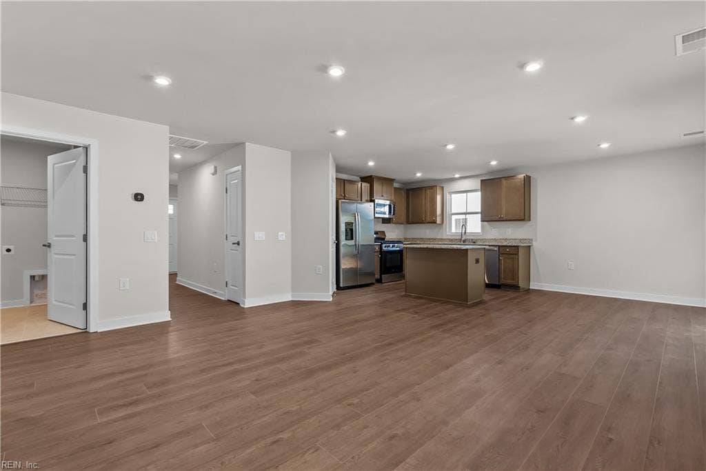 406 Braden Lane, Rollingbrook Villas, Suffolk, VA 23432