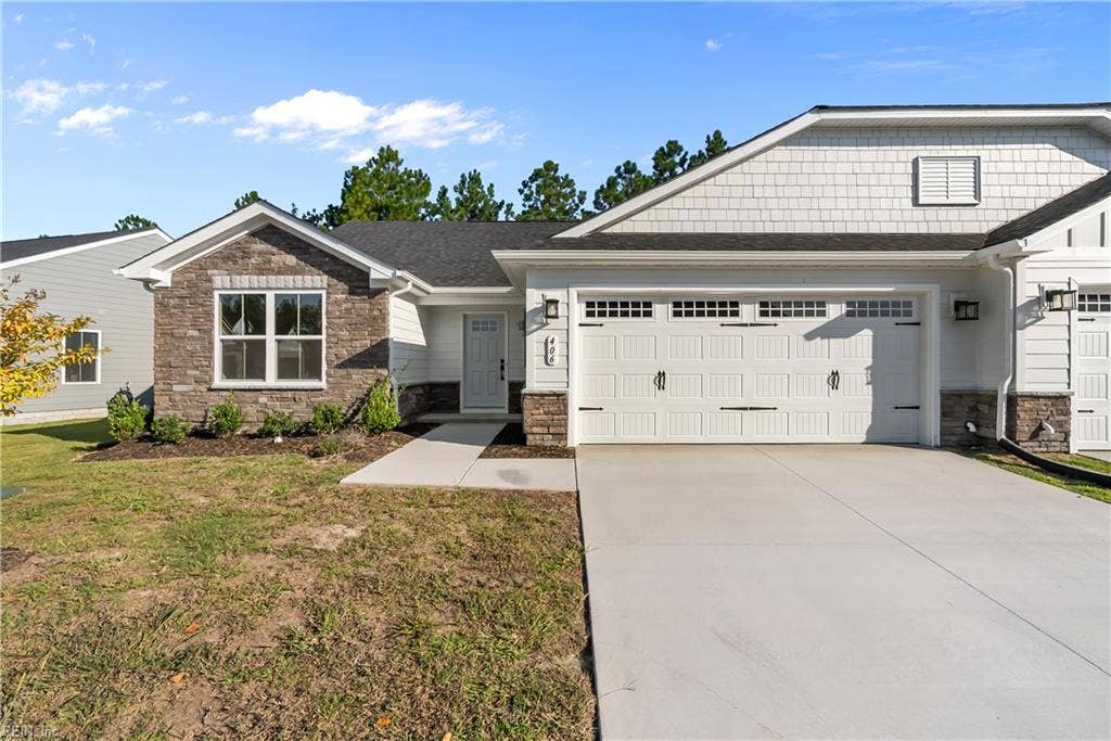 406 Braden Lane, Rollingbrook Villas, Suffolk, VA 23432