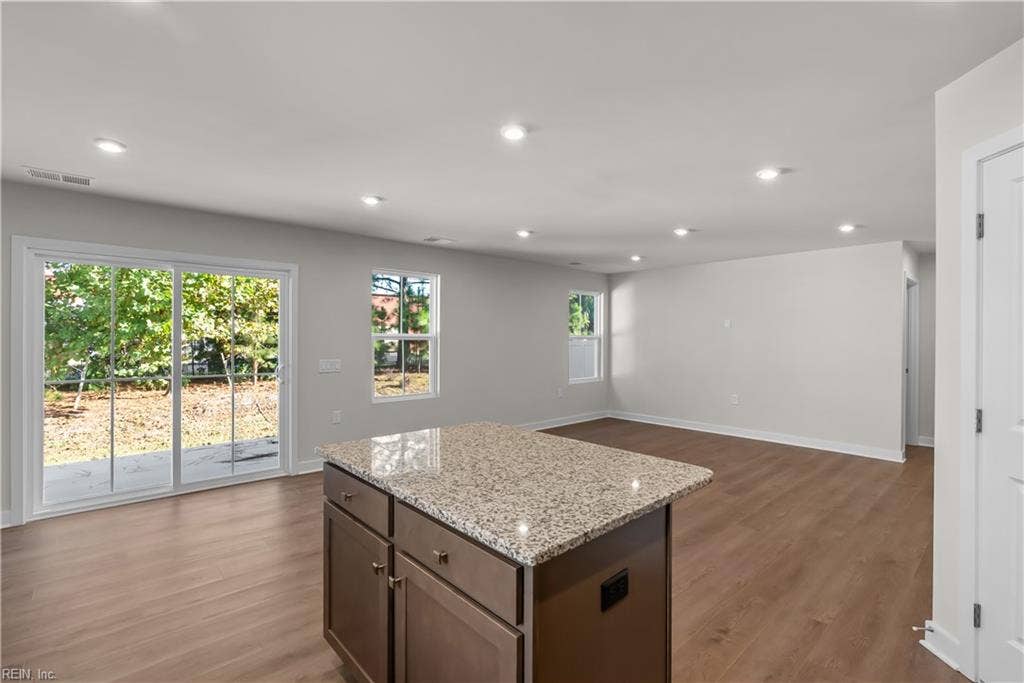 406 Braden Lane, Rollingbrook Villas, Suffolk, VA 23432