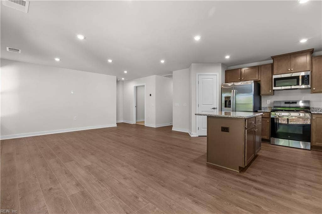 406 Braden Lane, Rollingbrook Villas, Suffolk, VA 23432