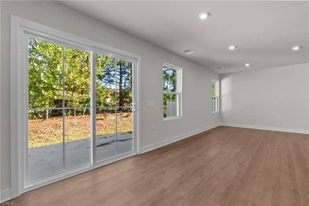 406 Braden Lane, Rollingbrook Villas, Suffolk, VA 23432